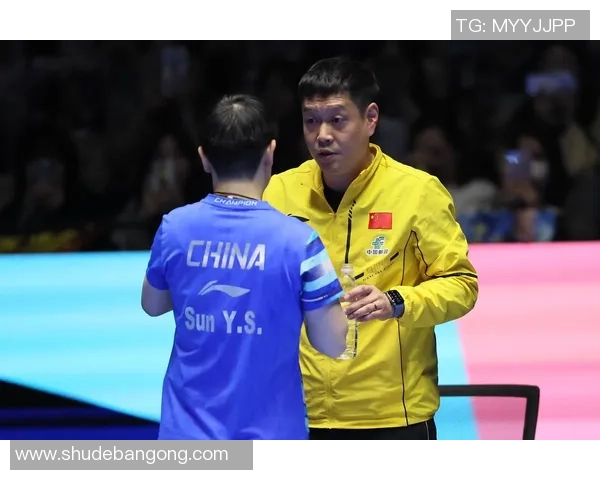 中国足球球星破门而入展现惊人实力点燃全场激情